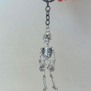 Silver Skeleton Keychain